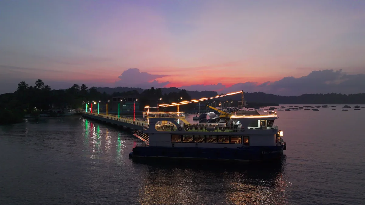 Semi-submarine reef viewing, Port Blair